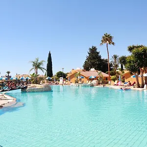 Makronisos Village Ajía Nápa