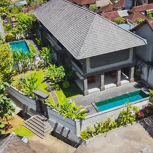 Full Moon **** Ubud